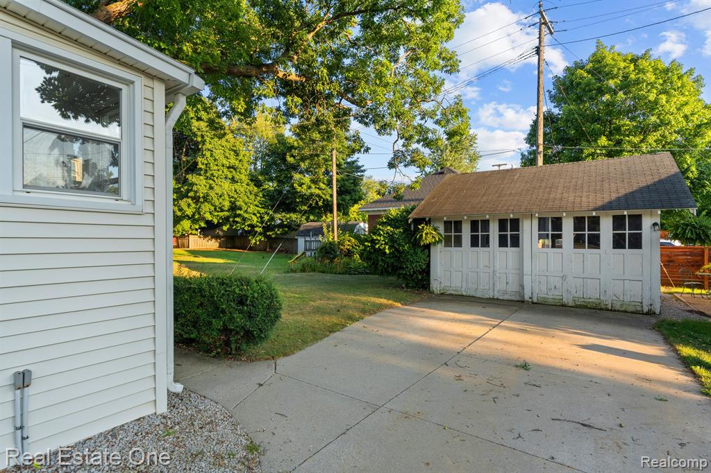 44 PARK Street, Oxford, MI 48371 — Photo 25