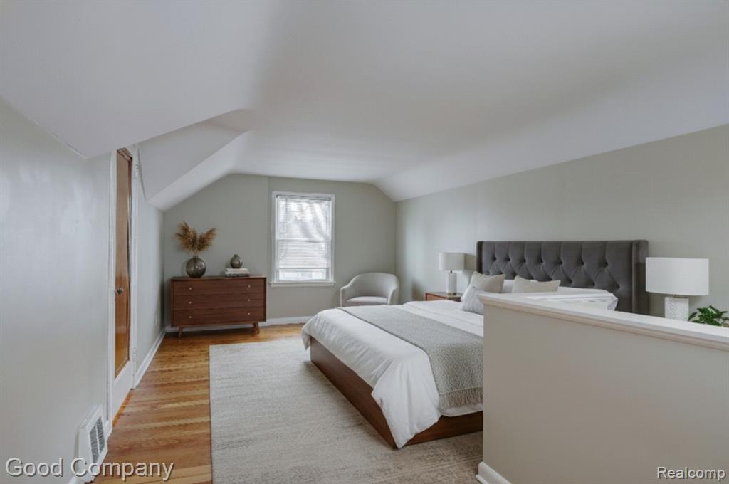 8460 Kenberton Drive, Oak Park, MI 48237 — Photo 6