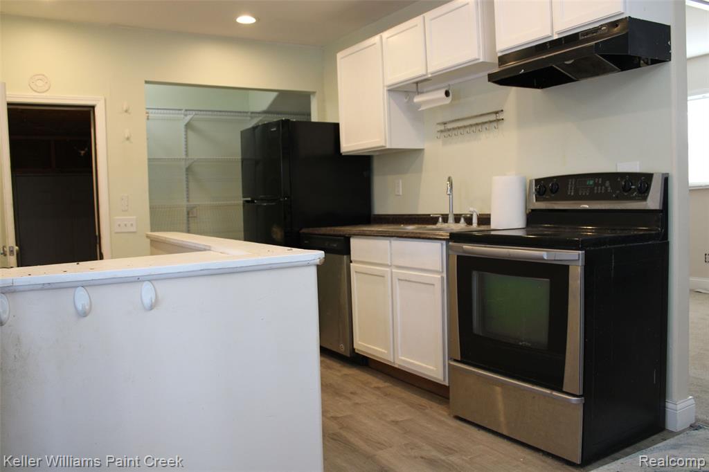 4206 N Linden Road, Flint, MI 48504 — Photo 3