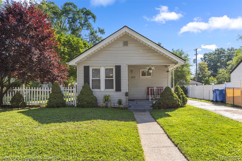5671 Syracuse Street, Dearborn Heights, MI 48125 — Photo 2