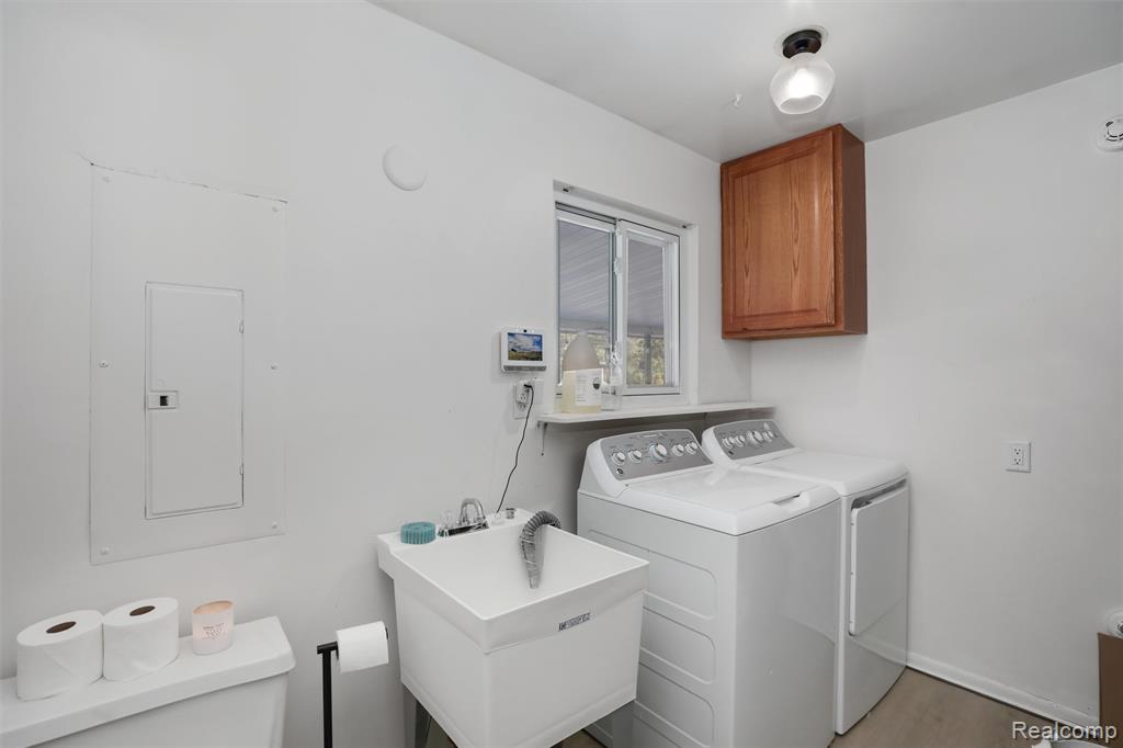 43220 Riggs Road, Van Buren, MI 48111 — Photo 14