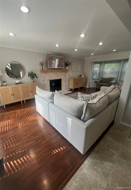 47244 Meadowbrook Drive, Macomb, MI 48044 — Photo 2