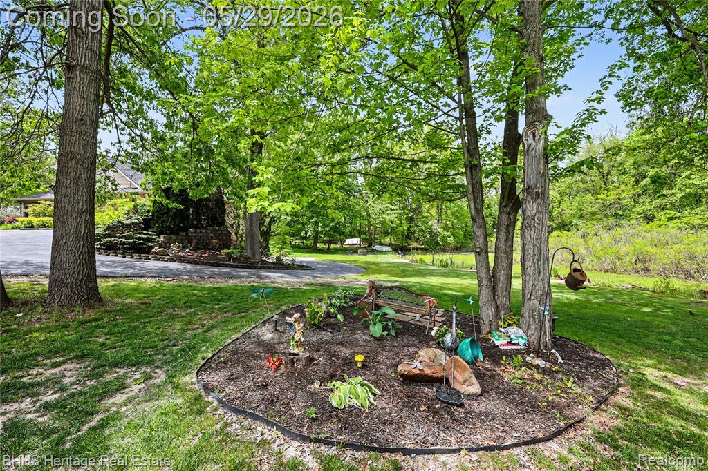 7314 Harrington Drive, Brighton, MI 48116 — Photo 35