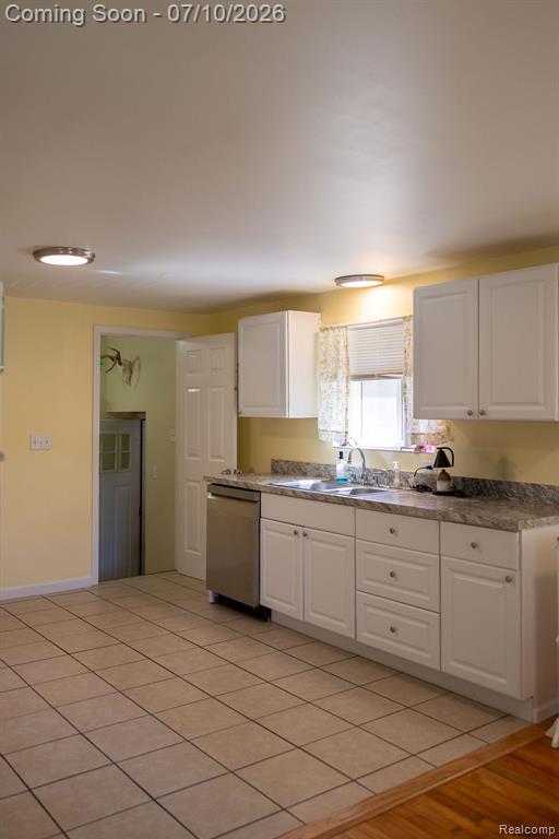 5052 Beecher Road, Flint, MI 48532 — Photo 5