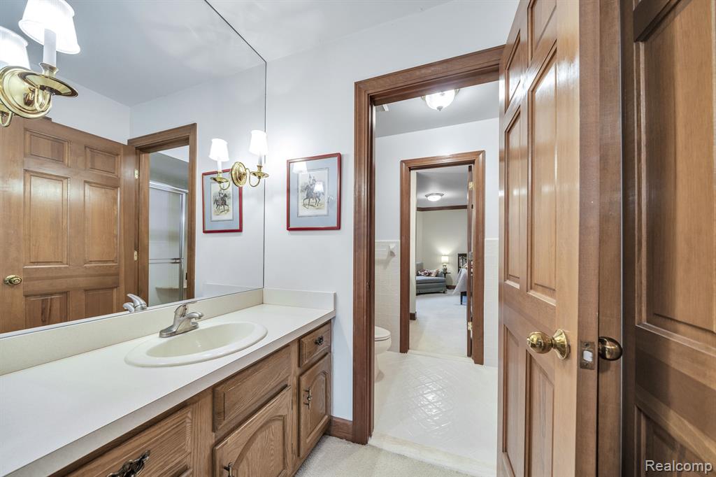 37799 SIENA Drive, Farmington Hills, MI 48331 — Photo 26