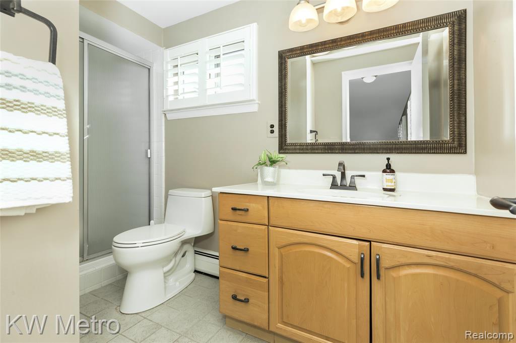 5897 Sutters Lane, Bloomfield Hills, MI 48301 — Photo 30
