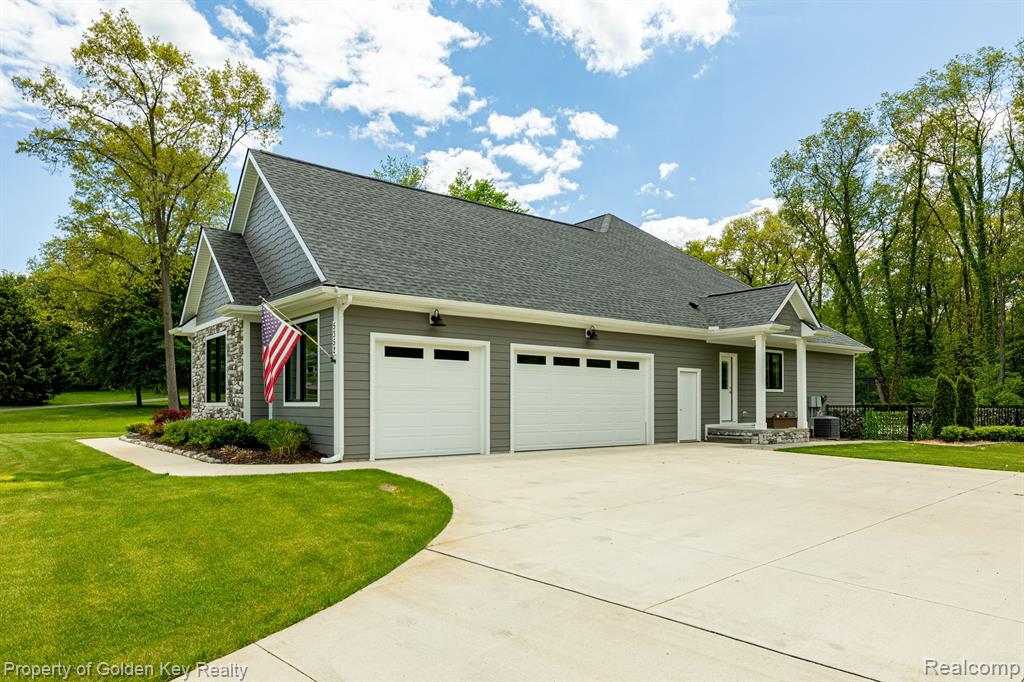 5352 Timber Bend Drive, Brighton, MI 48116 — Photo 3
