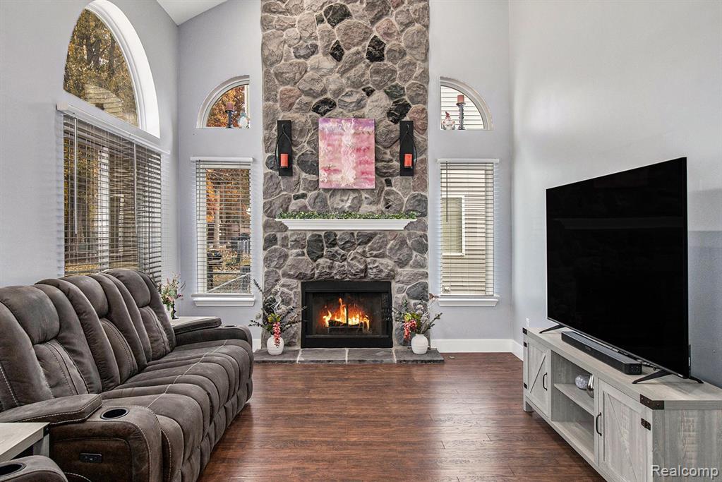 3289 Hilltop Drive, Holly, MI 48442 — Photo 17