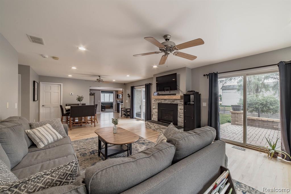 46555 Dequindre Road, Rochester Hills, MI 48307 — Photo 33