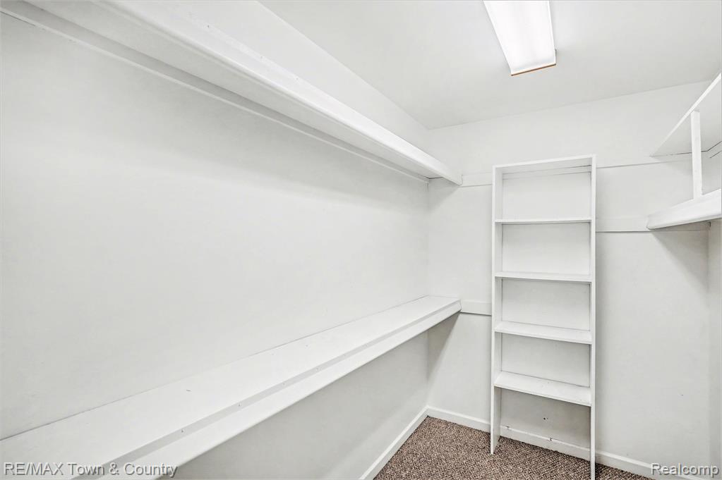 6462 Royal Club Drive, Flushing, MI 48433 — Photo 18
