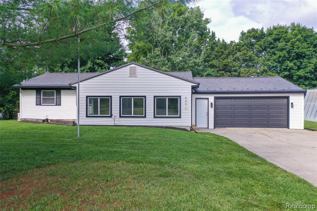 4441 Catlin Road, Columbiaville, MI 48421 — Photo 3