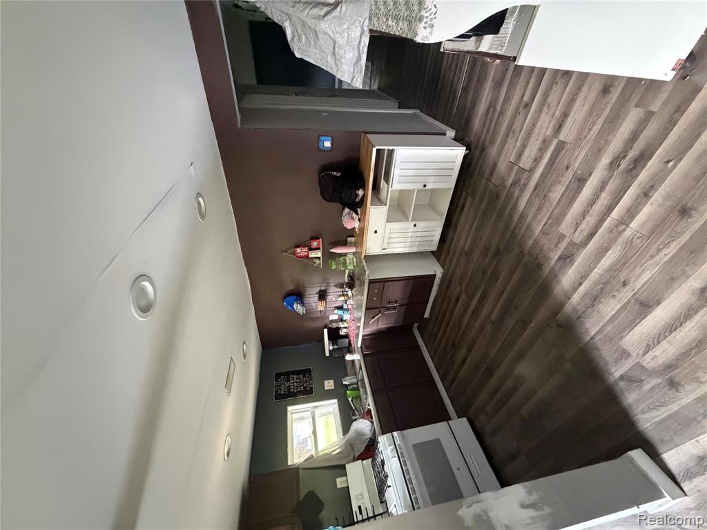 2826 Ohio Street, Saginaw, MI 48601 — Photo 3