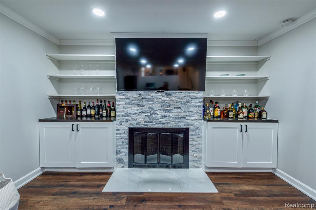 895 S GLENHURST Drive, Birmingham, MI 48009 — Photo 24