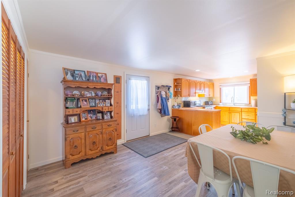 6109 4TH Street, Mayville Vlg, MI 48744 — Photo 7