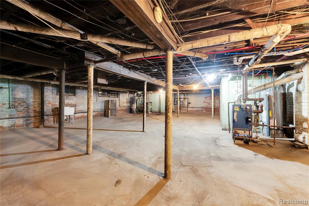 78 W Arizona Street, Detroit, MI 48203 — Photo 35