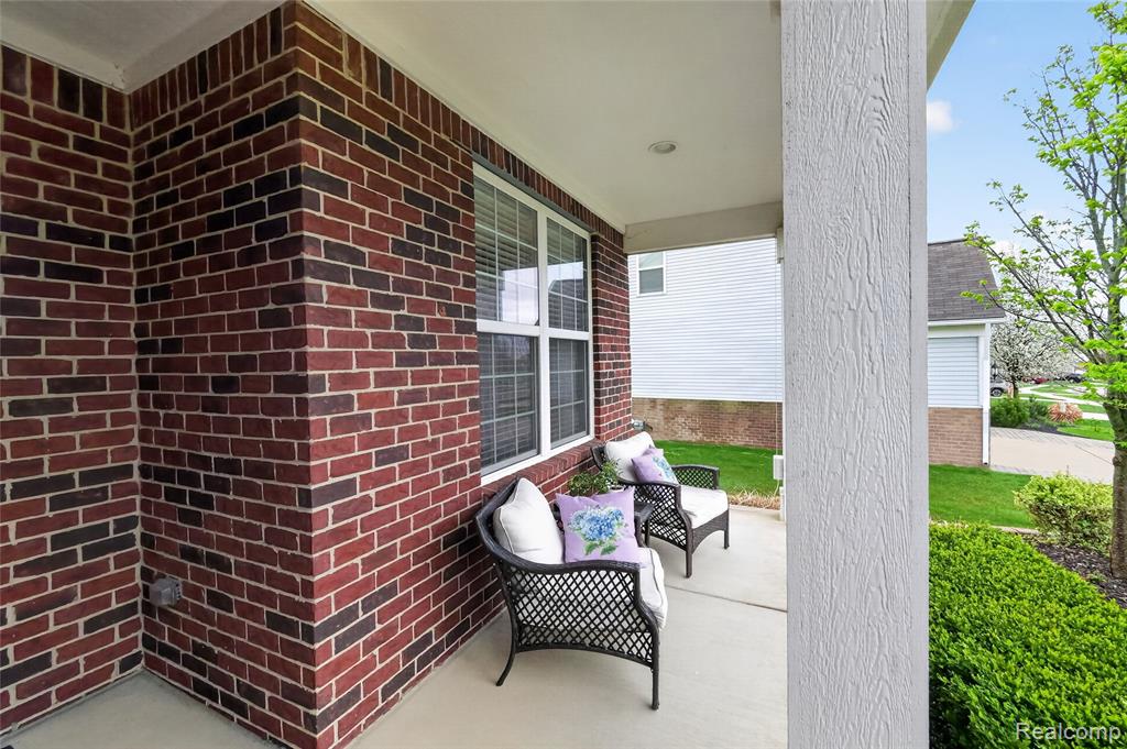30192 Macintosh Lane, New Hudson, MI 48165 — Photo 3