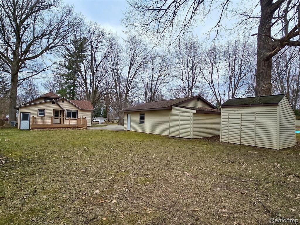 4322 SPRINGFIELD Street, Burton, MI 48509 — Photo 18