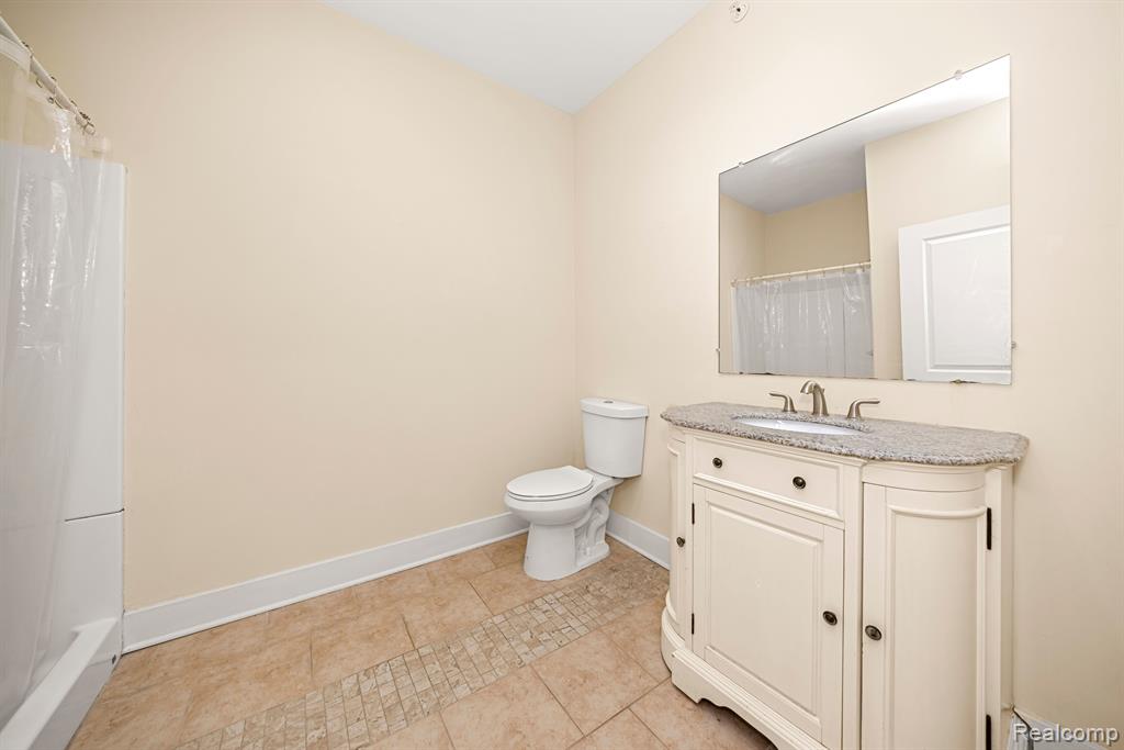 524 E Kirby Street, Detroit, MI 48202 — Photo 11