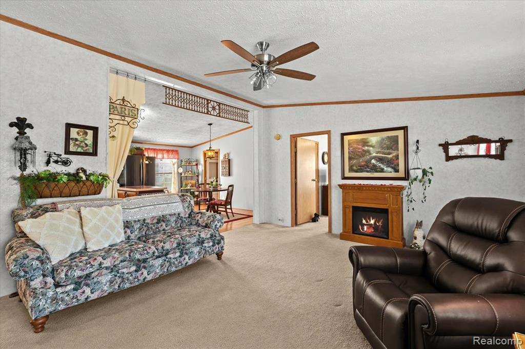 4482 Wynnwood Drive, Howell, MI 48843 — Photo 7