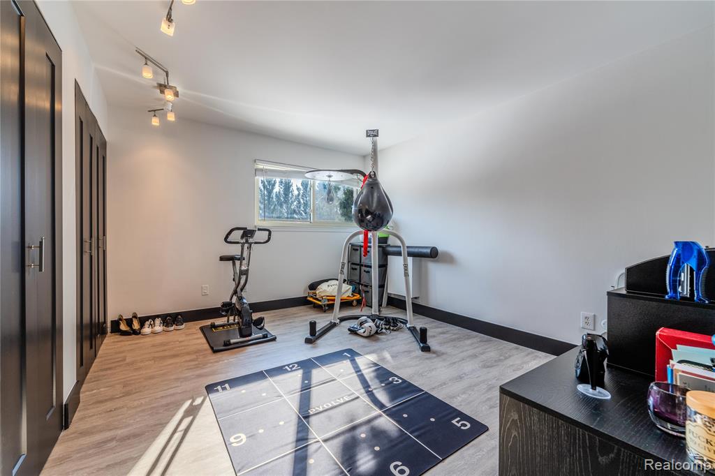 4045 W Maple Road, C101, Bloomfield Hills, MI 48301 — Photo 14