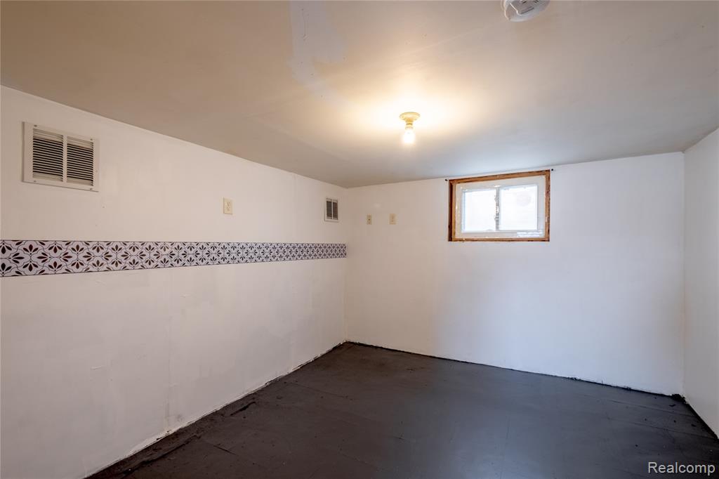 6533 Kingsley Street, Dearborn, MI 48126 — Photo 13
