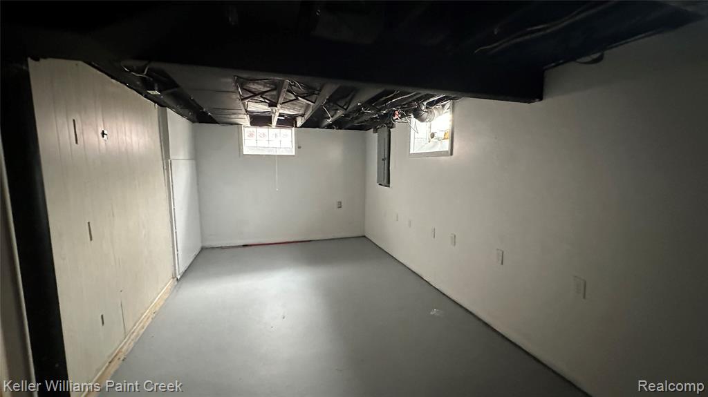 20616 Beaufait Street, Harper Woods, MI 48225 — Photo 11
