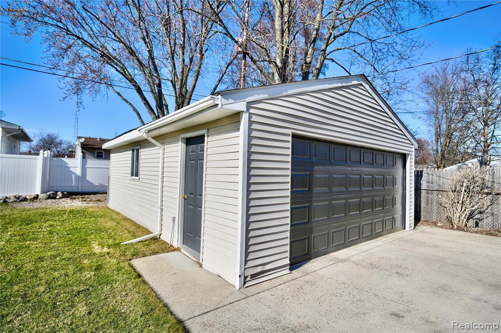 5354 Winshall Drive, Swartz Creek, MI 48473 — Photo 52