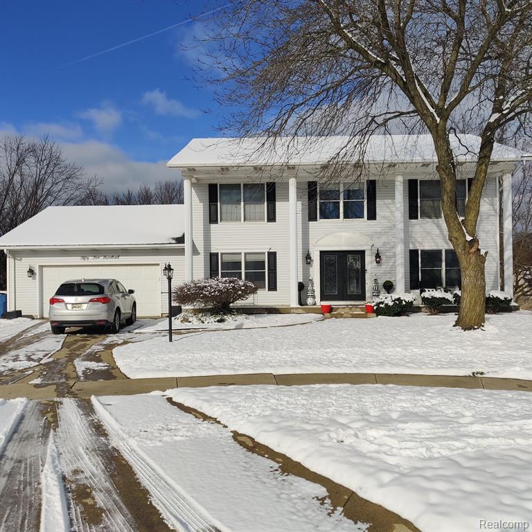 5500 WILMONT SE, Grand Rapids, MI 49508 — front exterior