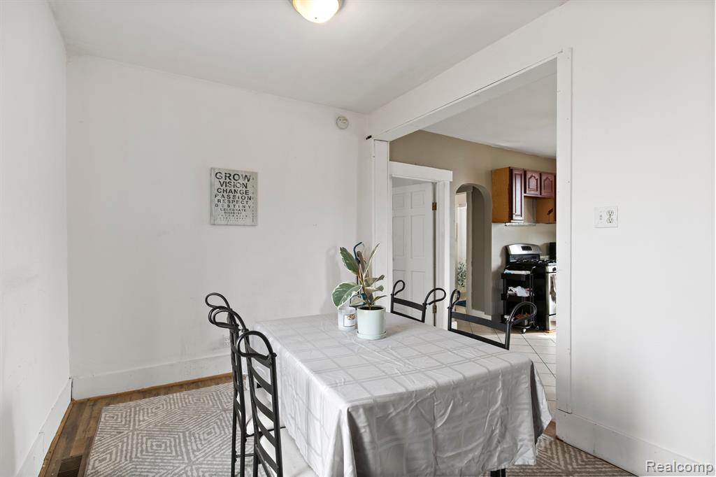 502 WHITE Avenue, Lincoln Park, MI 48146 — Photo 15