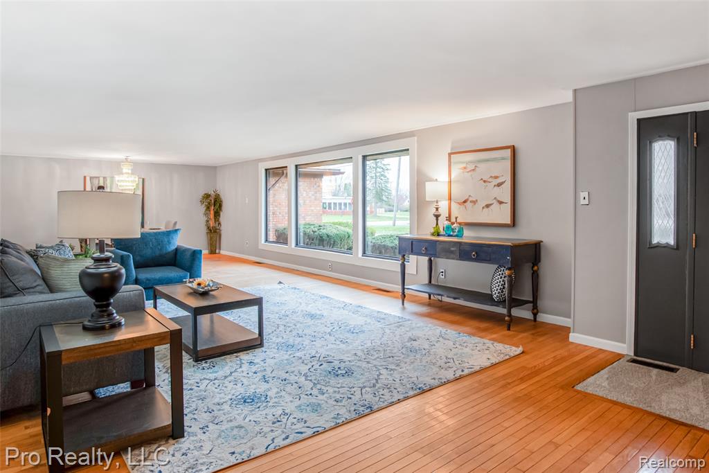11200 Wahrman Street, Romulus, MI 48174 — Photo 19