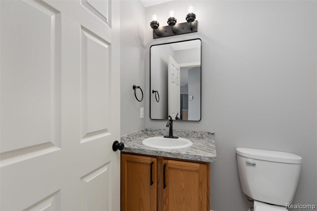111 Oak Bark Drive, Howell, MI 48843 — Photo 19