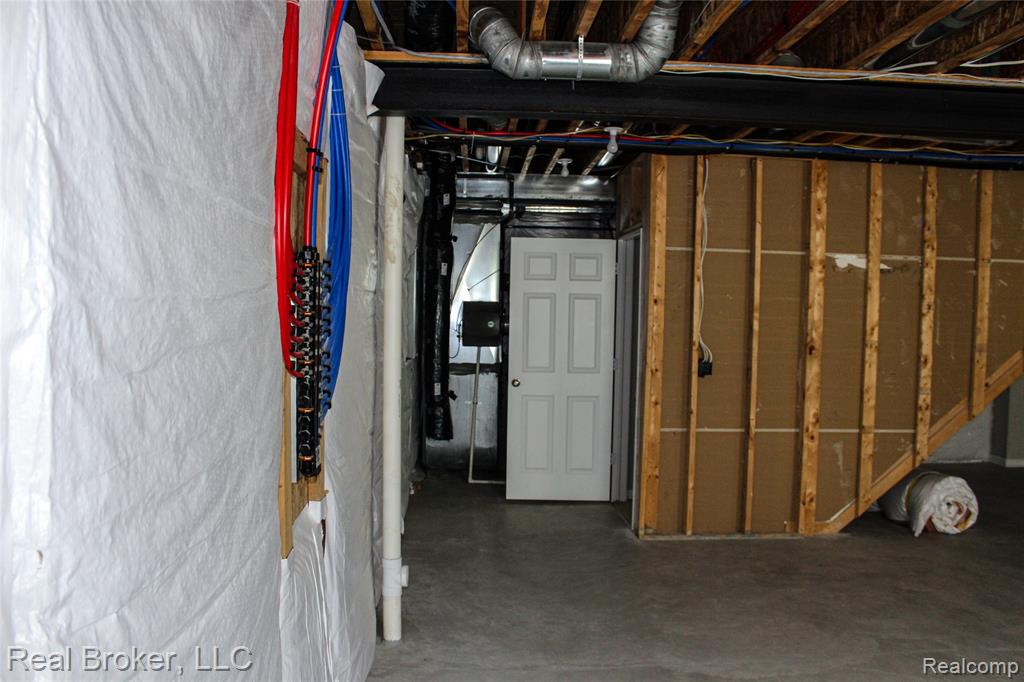 1313 Secretariat Way, Howell, MI 48843 — Photo 36