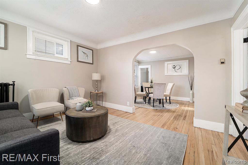 8444 Chalmers Avenue, Warren, MI 48089 — Photo 5