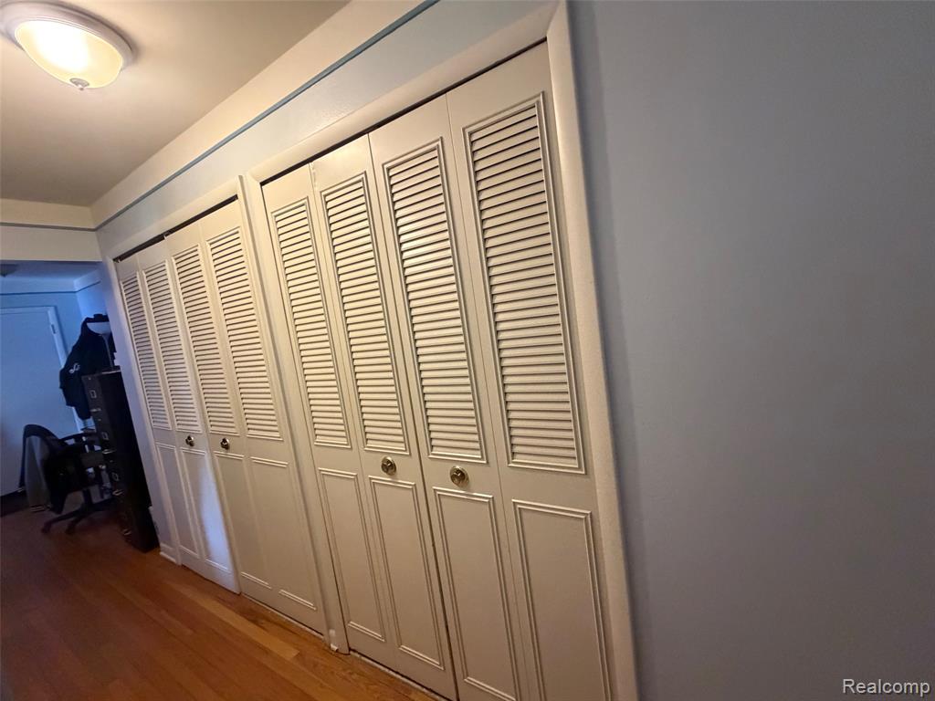 454 Fox Hills Drive N, Bloomfield Hills, MI 48304 — Photo 8