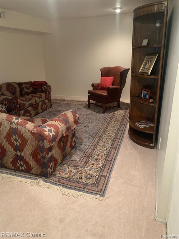 22260 PONDVIEW, Novi, MI — Photo 15