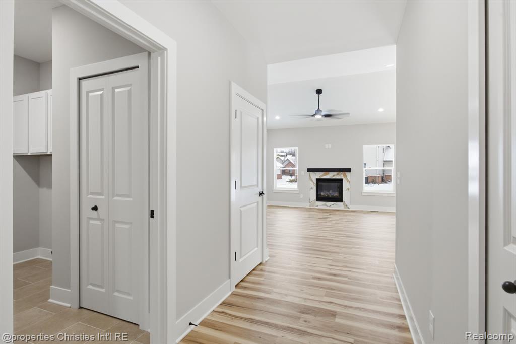 23150 Waterview Drive, New Boston, MI 48164 — Photo 31