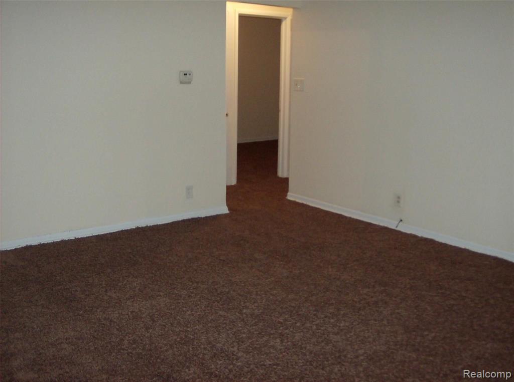 10641 TROY Street, Oak Park, MI, 48237