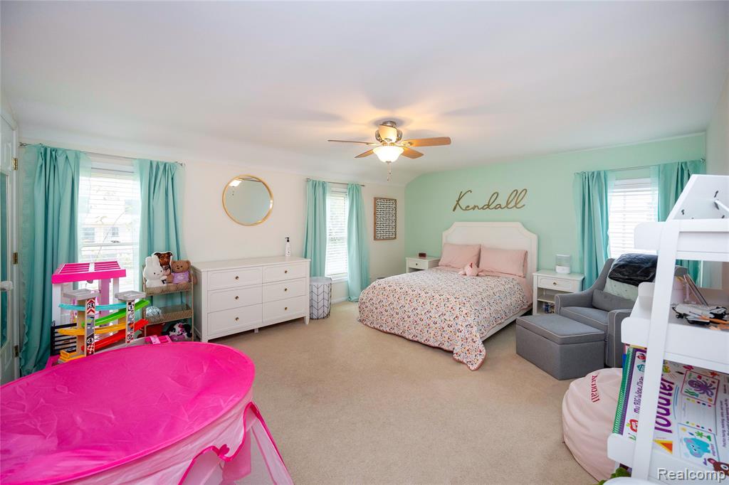 826 Larchlea Drive, Birmingham, MI 48009 — Photo 29
