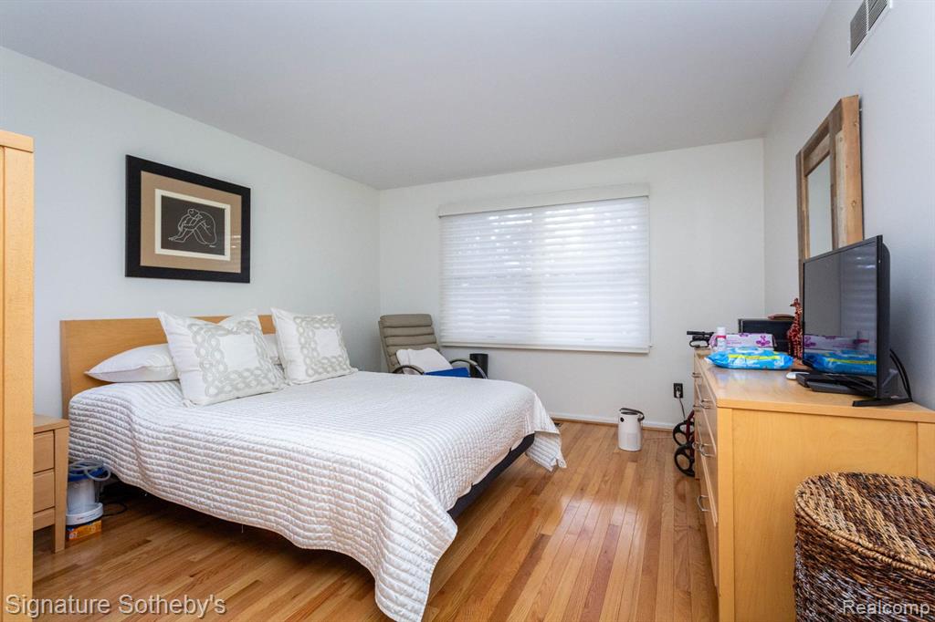 424 Oak Run Court, 11, Royal Oak, MI 48073 — Photo 22