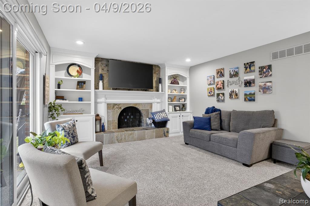 341 Ridgewood Road, Rochester, MI 48306 — Photo 26