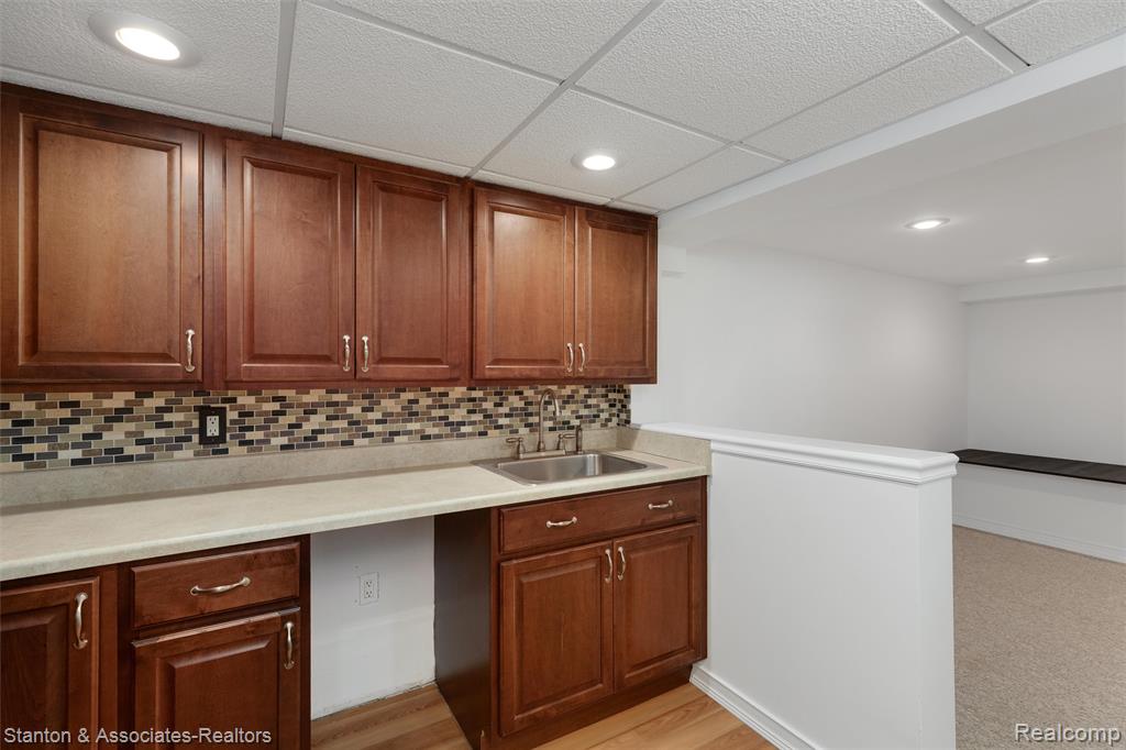 608 Woodlawn Avenue, Royal Oak, MI 48073 — Photo 20