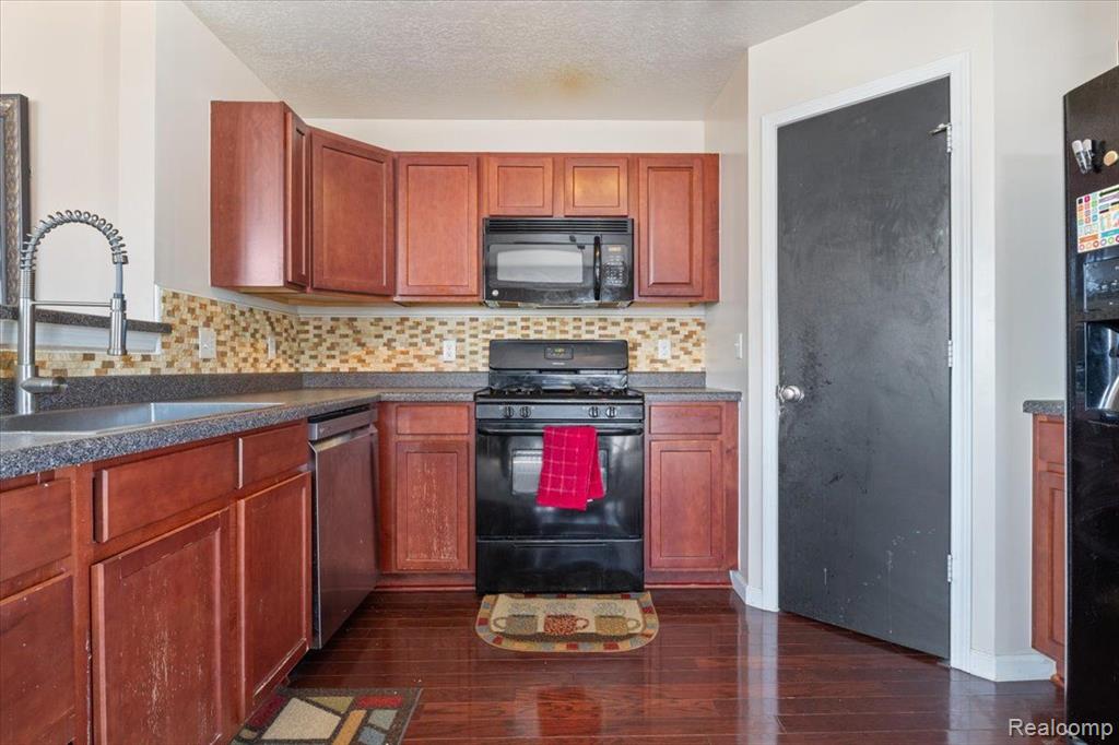 14353 TIMBERLINE Drive, Taylor, MI 48180 — Photo 12