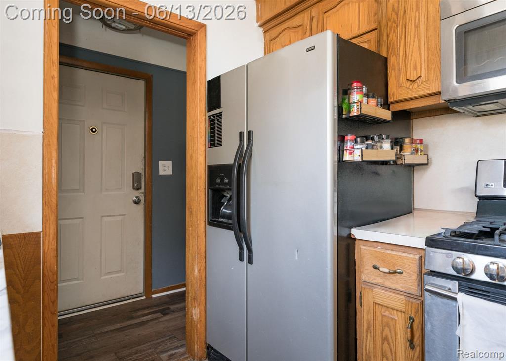 4929 Dudley Street, Dearborn Heights, MI 48125 — Photo 9