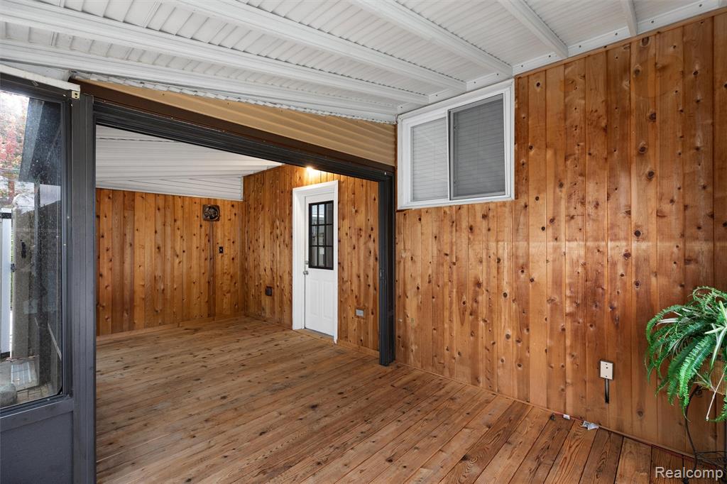 622 N Wilson Avenue, Royal Oak, MI 48067 — Photo 25