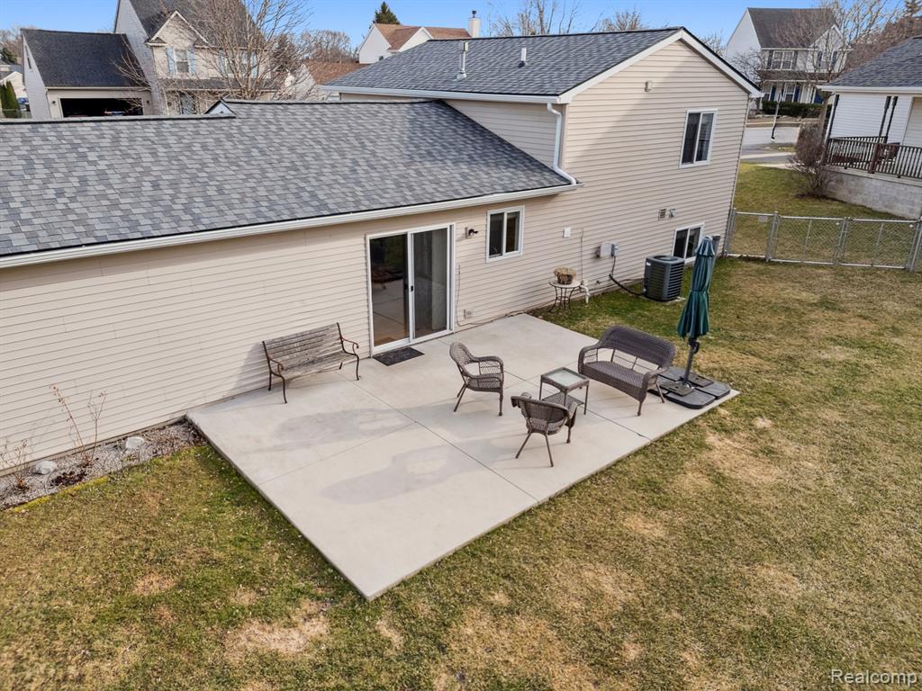77 Coyote Court, Pinckney, MI 48169 — Photo 27