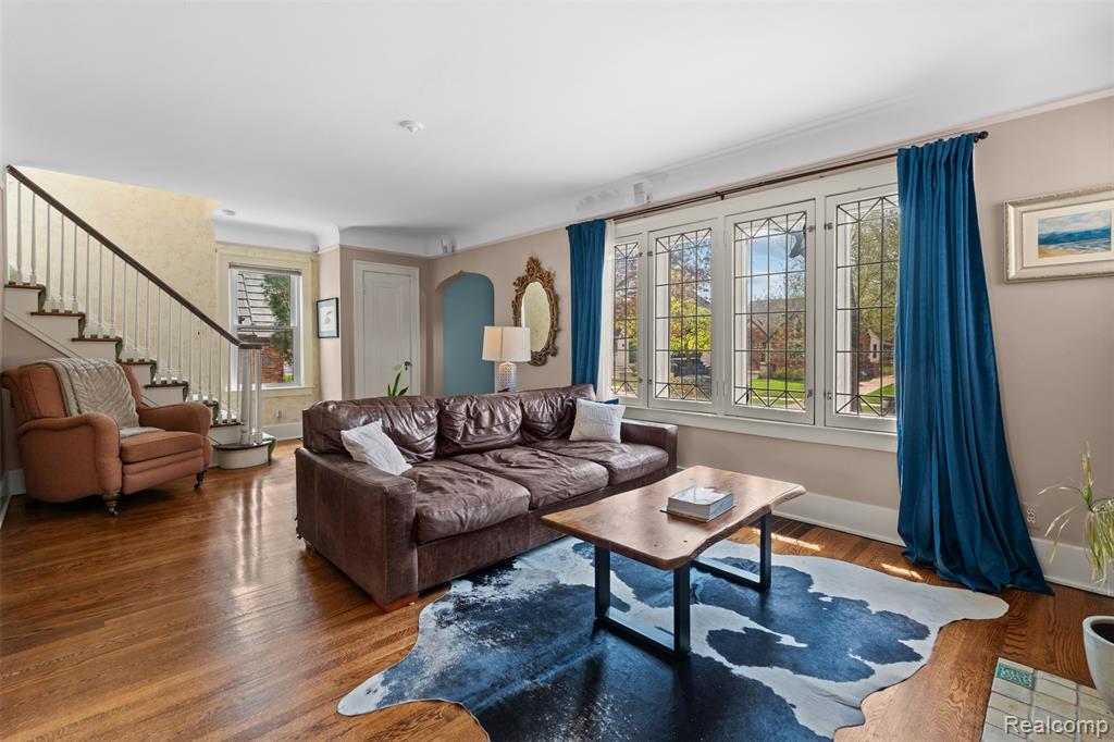 414 Cloverly Road, Grosse Pointe Farms, MI 48236 — Photo 4