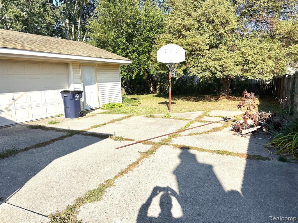 4424 Briarwood Avenue, Royal Oak, MI 48073 — Photo 3