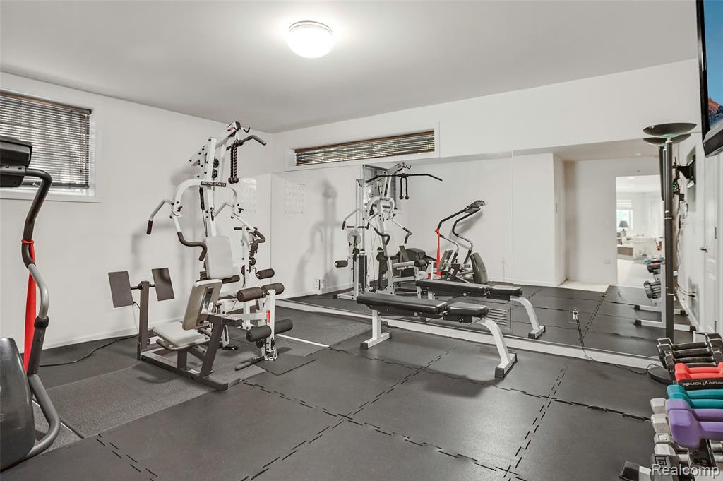 5575 Forman Drive, Bloomfield Hills, MI 48301 — Photo 55