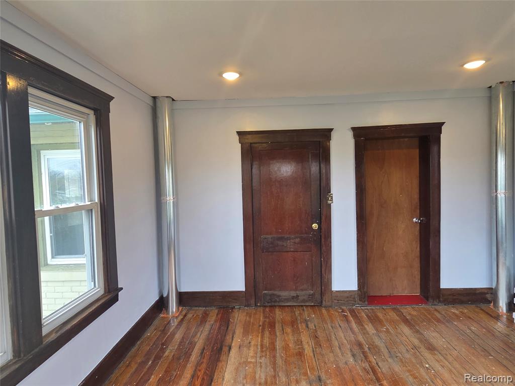 3254 Hogarth Street, Detroit, MI 48206 — Photo 20