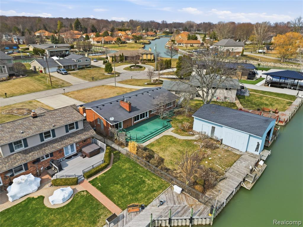 49750 Nautical Drive, Chesterfield, MI 48047 — Photo 36